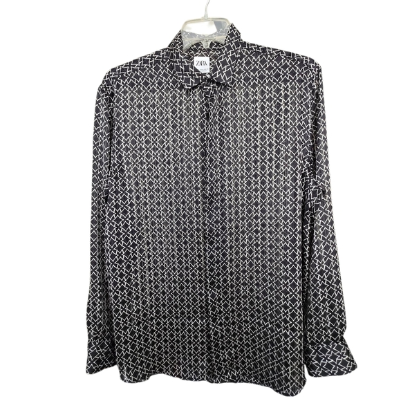 Zara Black and White Geometric Button Down Shirt - Picture 2 of 4